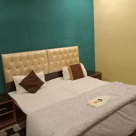Gangotri Inn Varanasi Eksteriør bilde