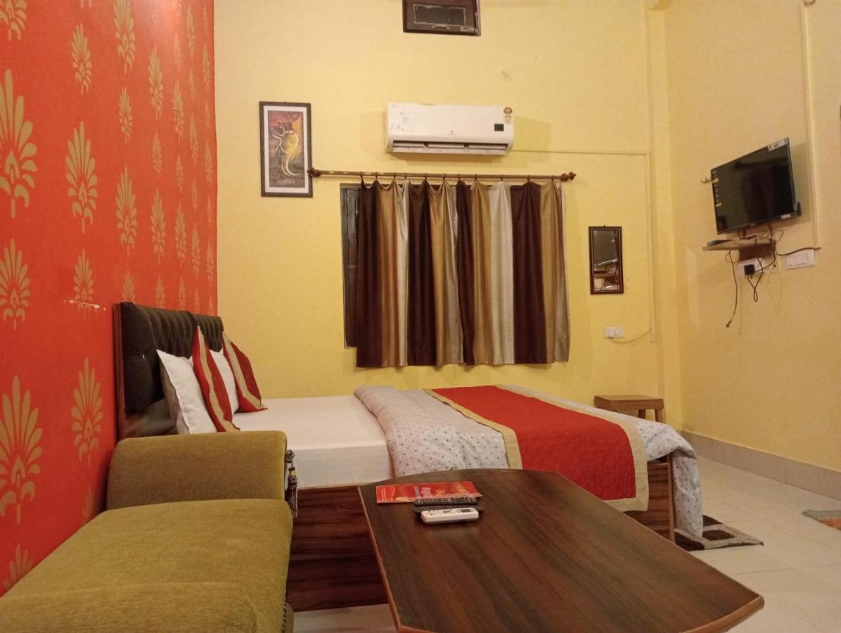 Gangotri Inn Varanasi Eksteriør bilde