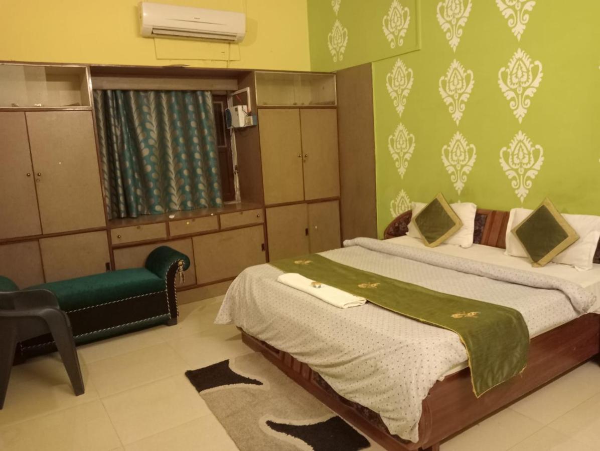 Gangotri Inn Varanasi Eksteriør bilde