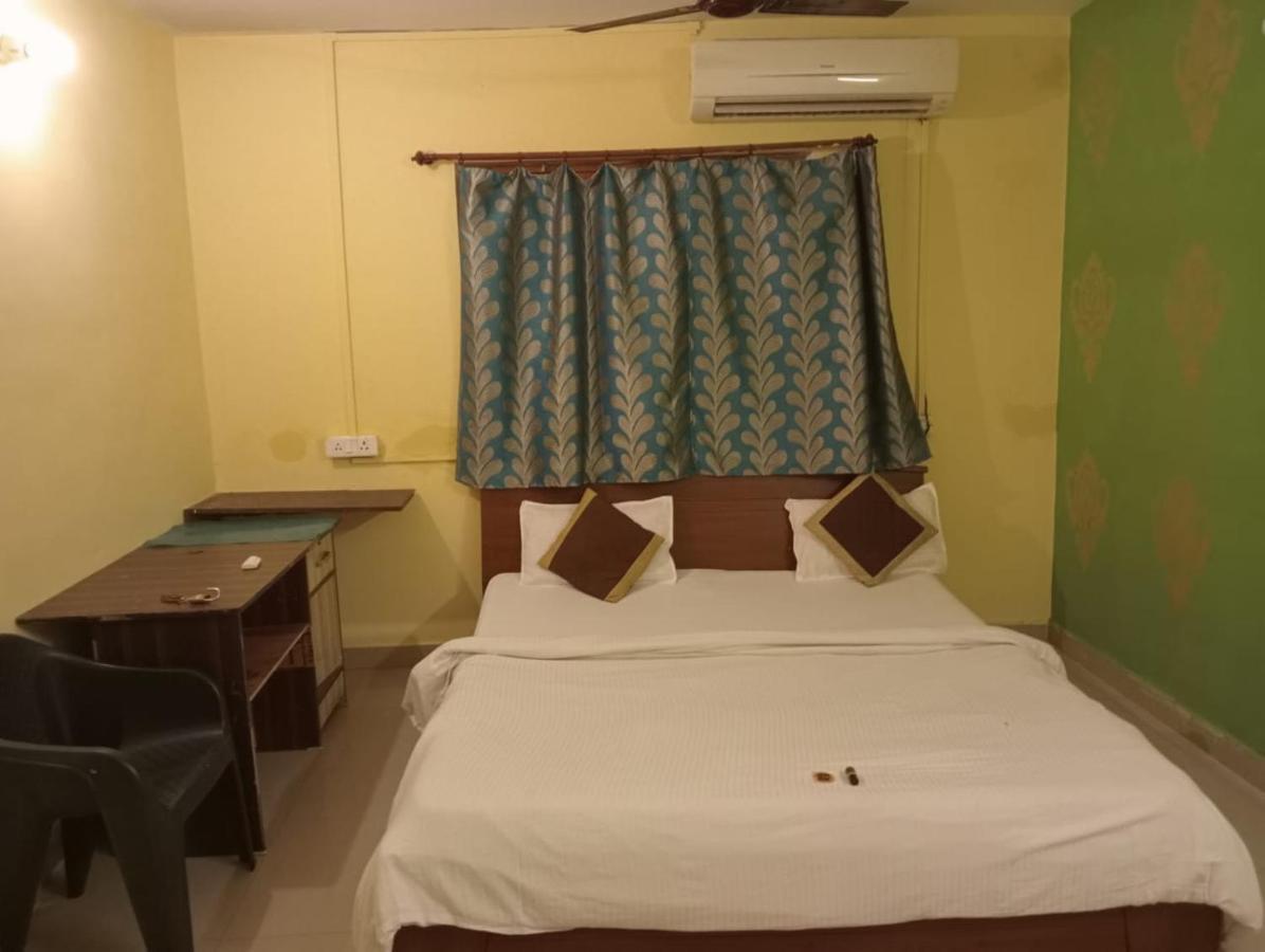 Gangotri Inn Varanasi Eksteriør bilde