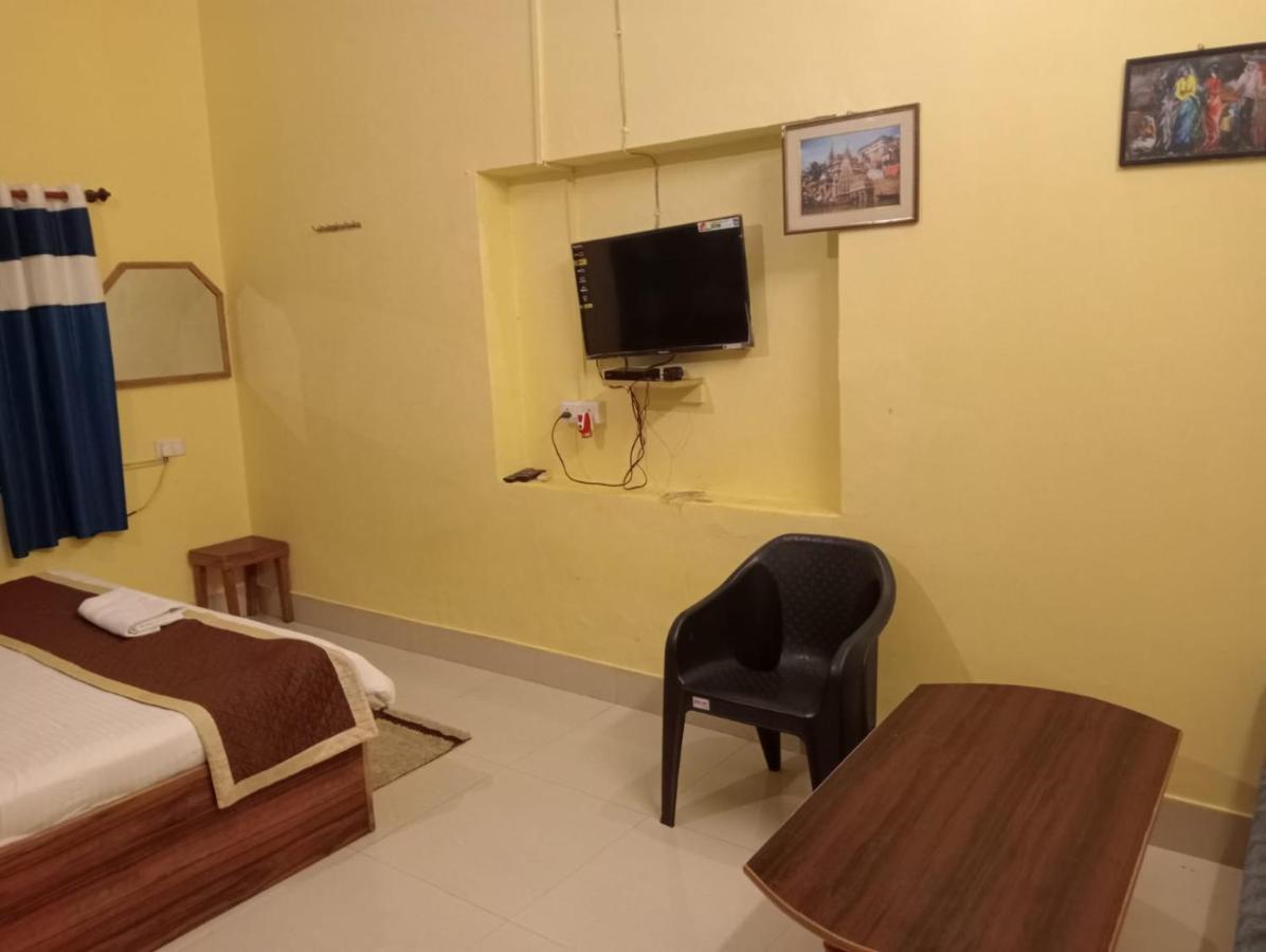 Gangotri Inn Varanasi Eksteriør bilde