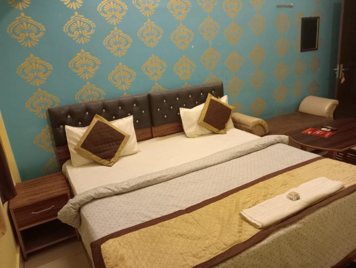 Gangotri Inn Varanasi Eksteriør bilde