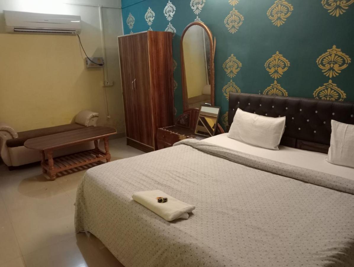 Gangotri Inn Varanasi Eksteriør bilde