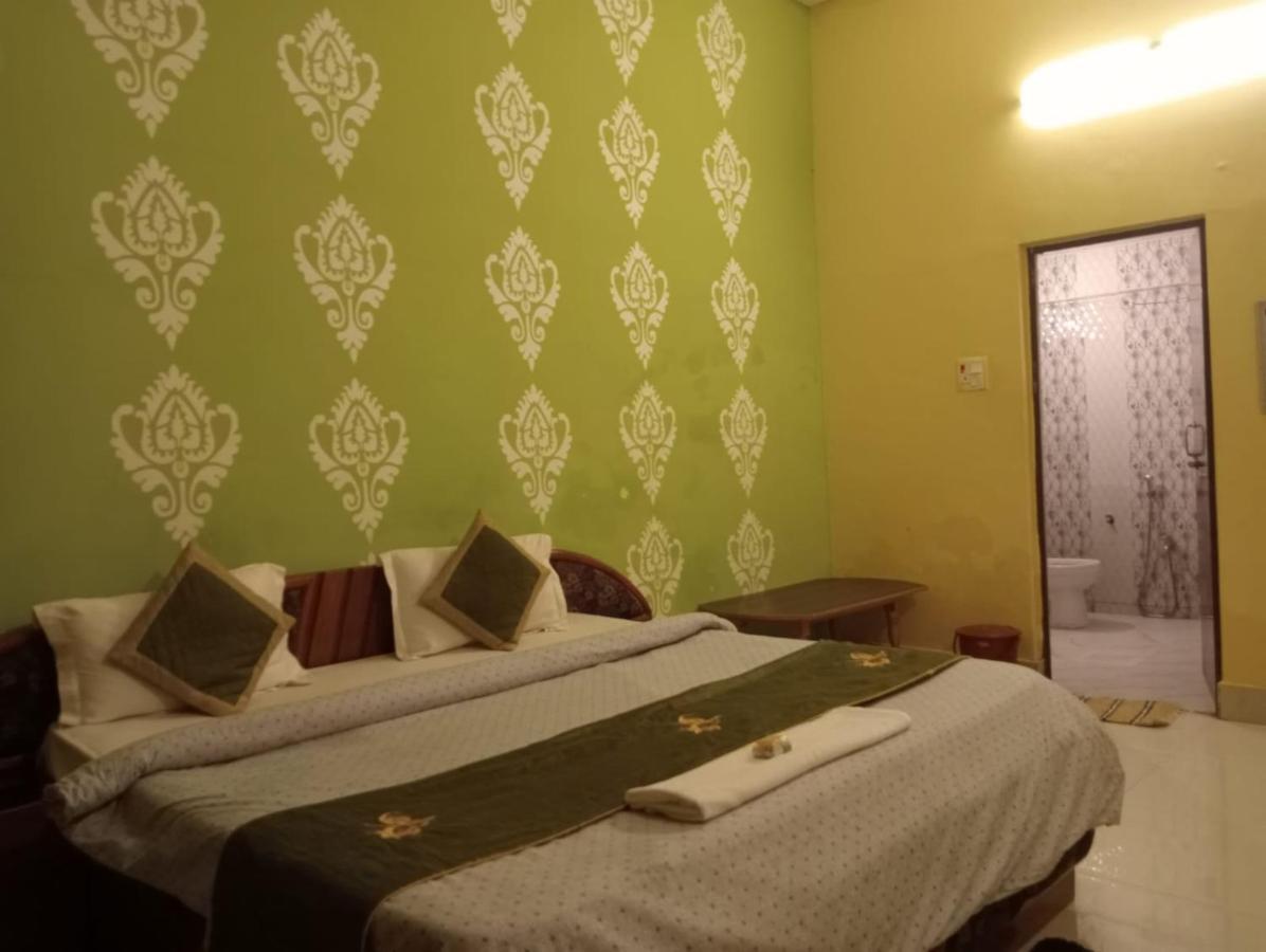 Gangotri Inn Varanasi Eksteriør bilde
